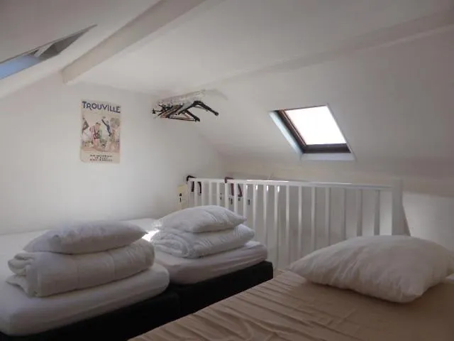 Sur Vue Sur La Touque Apartment *